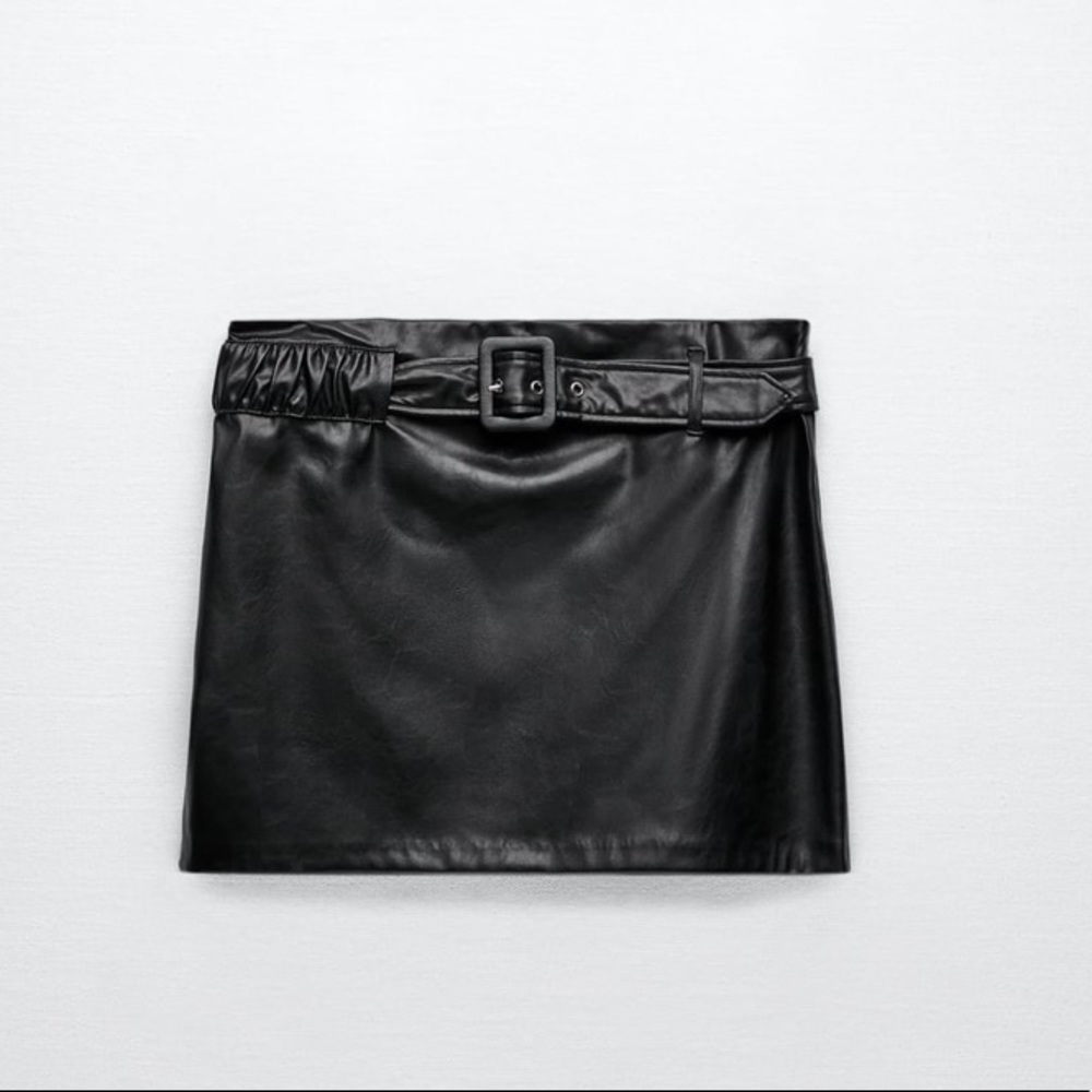 ZARA belted faux leather skirt size medium
